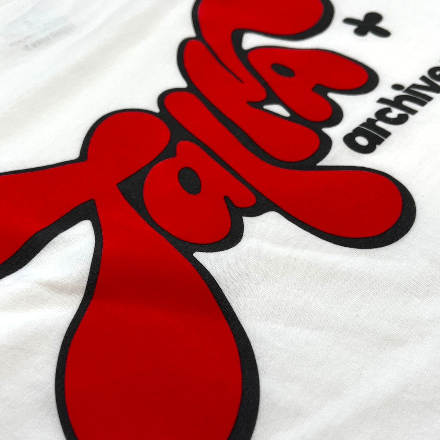TEE ETAGERE ARCHIVES TALPA GRAFFITI TEE
