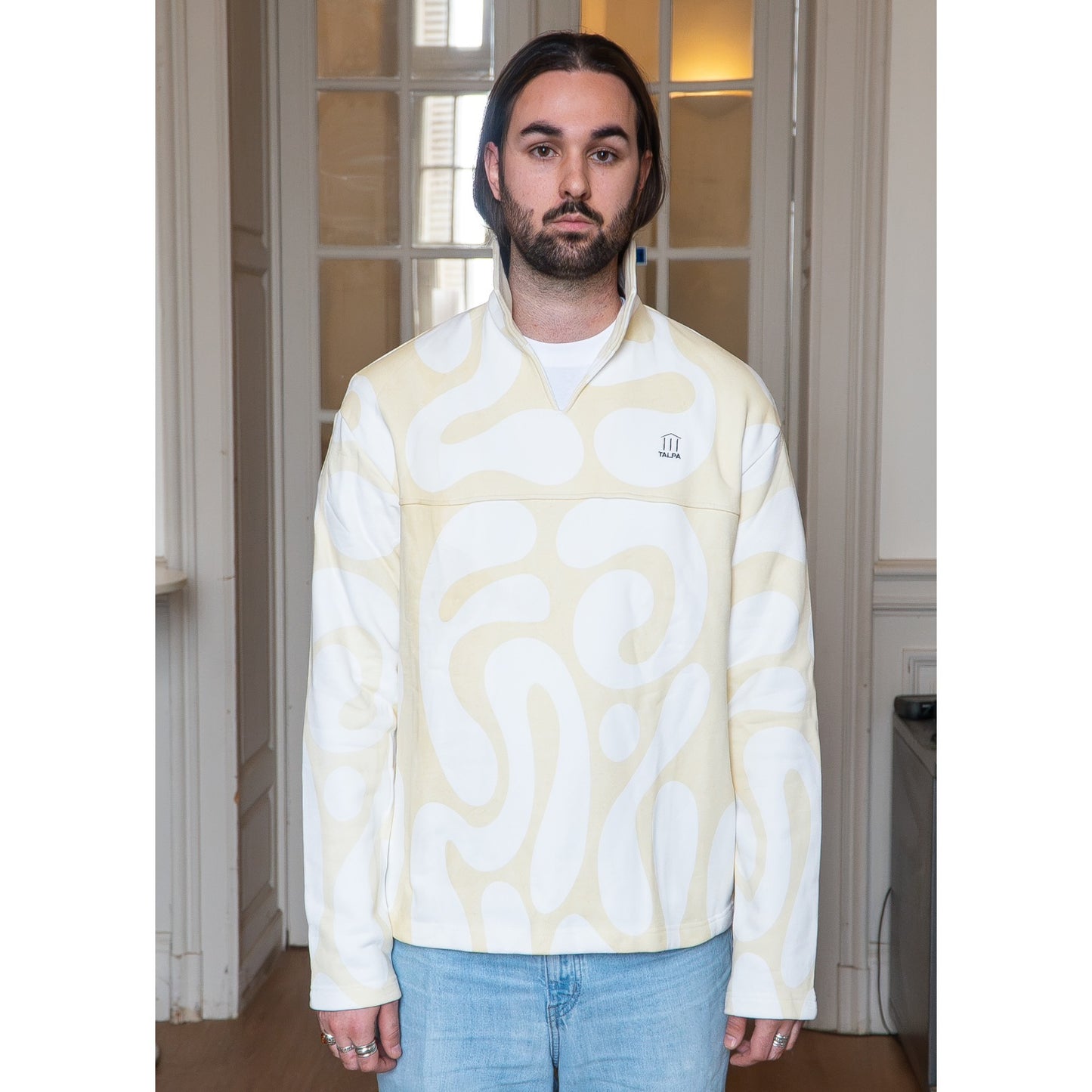 CREWNECK V MONOGRAM BEIGE (PRE-ORDER)